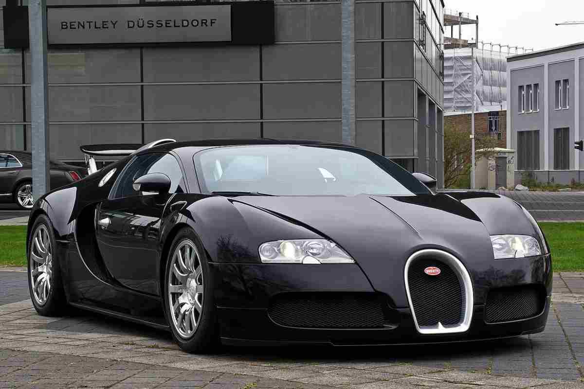 bugatti veyron riparata a 1 euro